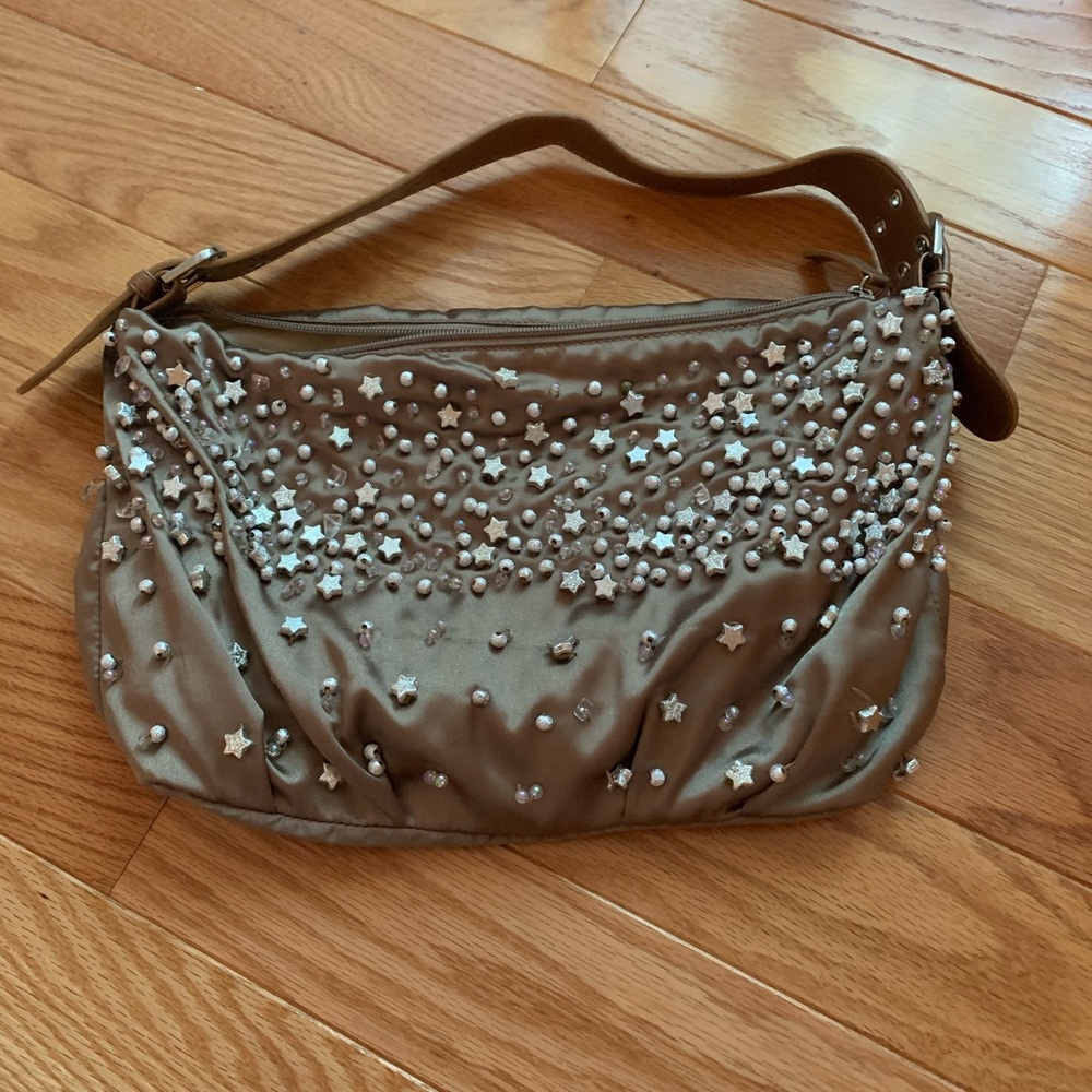 Beaded shoulder bag